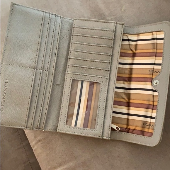 Large grey Tignanello wallet - Picture 4 of 5